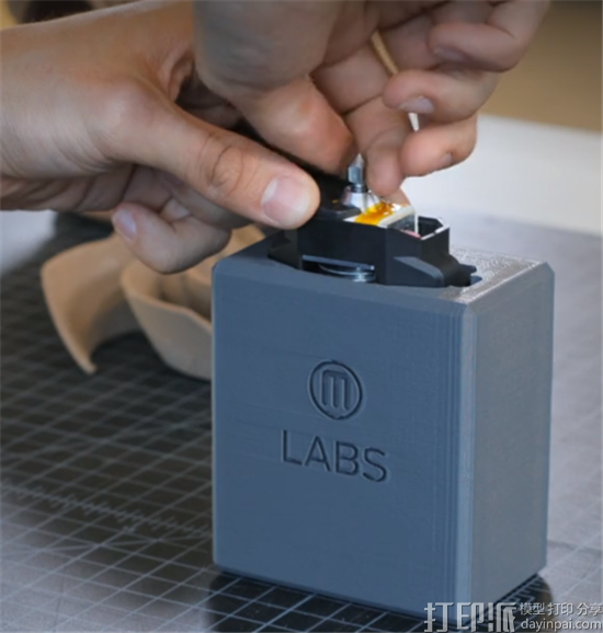 MakerBot推出开放API和打印模式的实验3D打印平台MakerBot Labs