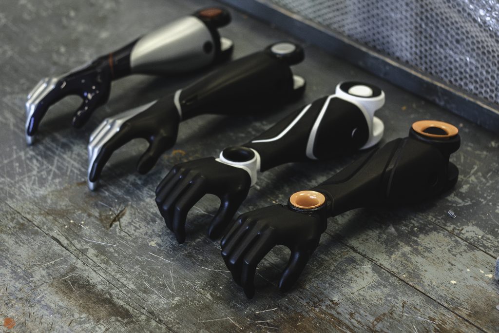 波兰公司Glaze Prosthetics为截肢者提供可定制的3D打印假肢