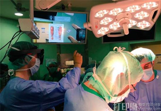 微软HoloLens混合现实眼镜帮助西班牙医生将手术时间缩短了一半