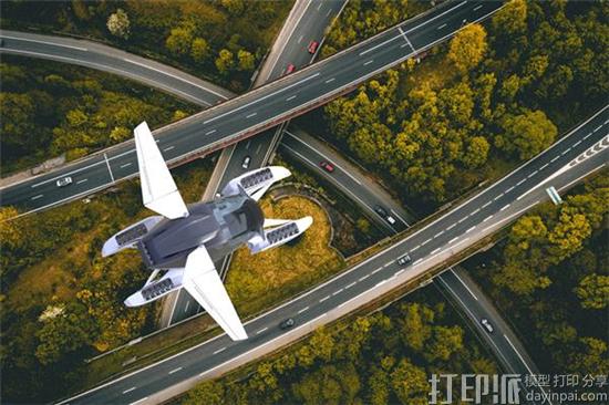 能飞的汽车！ Hoversurf展示3D打印Formula飞车 售价不到10万美元