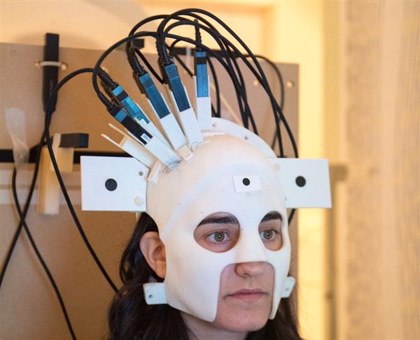 科学家开发出3D打印穿戴式大脑扫描仪原型 比现有MEG系统灵敏4倍