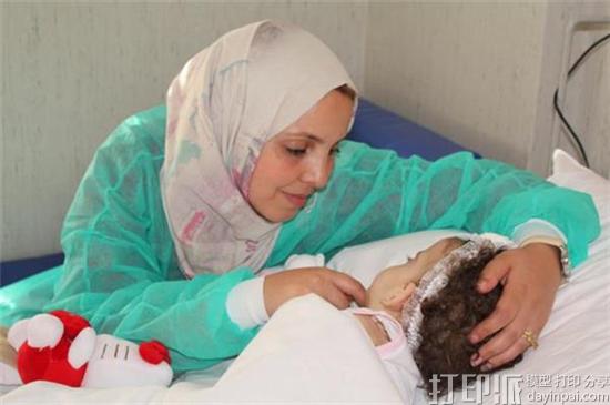 意大利儿科医生使用3D打印模型成功完成连体双胞胎分离手术 意大利儿科医生使用3D打印模型成功完成连体双胞胎分离手术