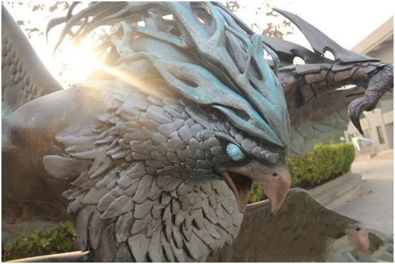 央美3D打印工作室与腾讯游戏DNF共同打造3米高使徒“普雷”雕塑