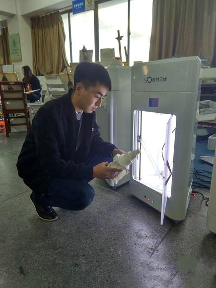 中职生成立泰州市第一家3D打印机研发公司  正式开启3D打印人生