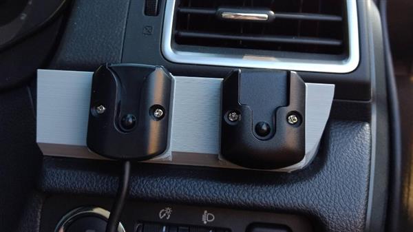 野外救护人员定制专门用于放置CB无线电设备的车载3D打印支架