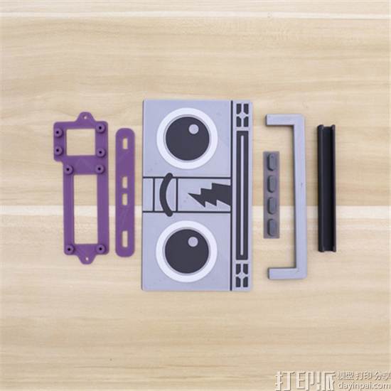 知名创客Ruiz兄弟发布新作：老式录音机样式的3D打印Wi-Fi音箱