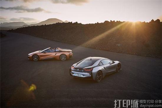 宝马全新的i8 Roadster混合动力敞篷跑车大量引入3D打印金属部件