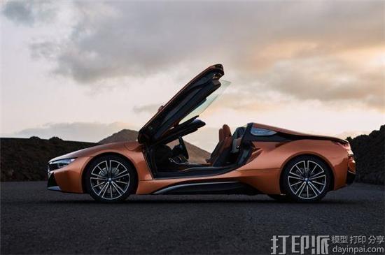 宝马全新的i8 Roadster混合动力敞篷跑车大量引入3D打印金属部件