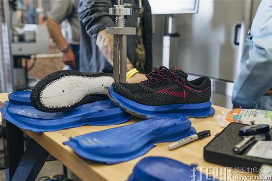 Brooks将于惠普、Superfeet合作推出高性能3D打印定制跑鞋