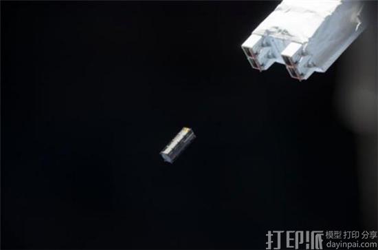 第一颗完全3D打印卫星TuPOD从国际空间站成功发射
