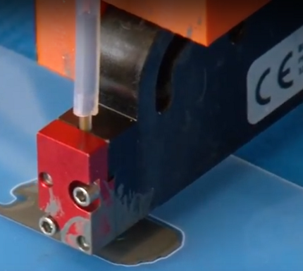 普渡大学研究人员用定制喷墨3D打印机和含能材料制作迷你冲击波