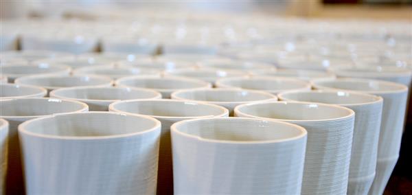 VormVrij仅用6周为比利时Unfold工作室制作出1200个陶瓷3D打印杯子