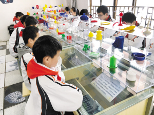 金辰中学成为昆明市首个青少年3D打印科学工作室